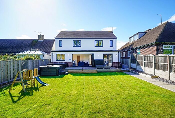 5 Bedroom Detached House For Sale In Kerwin Road, Sheffield, S17