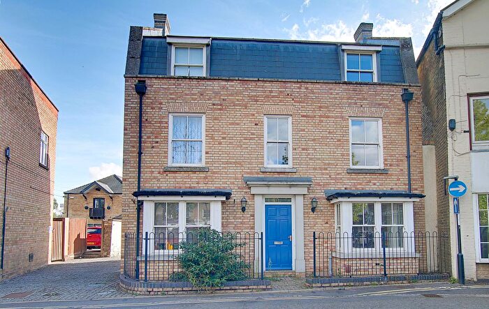 4 Bedroom Semi-Detached House For Sale In Market Place, March, PE15