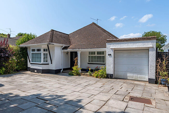 3 Bedroom Detached Bungalow For Sale In Westbourne Road, Penarth, CF64