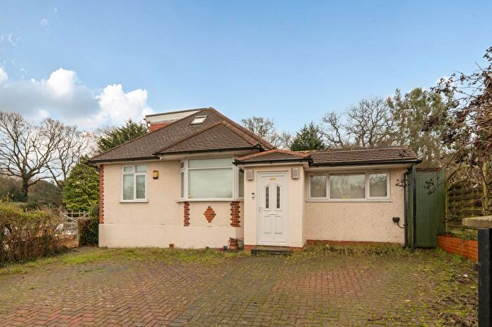 5 Bedroom Detached Bungalow To Rent In Kingsmead, Barnet, EN5