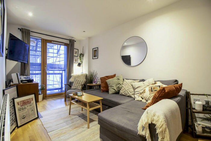 1 Bedroom Apartment To Rent In Gateway East, Leeds City Centre, LS9