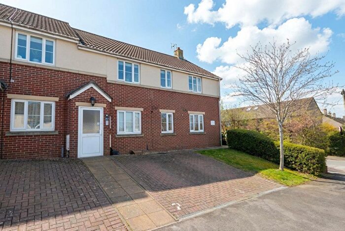 2 Bedroom Flat For Sale In Craydon Road, Stockwood, BS14