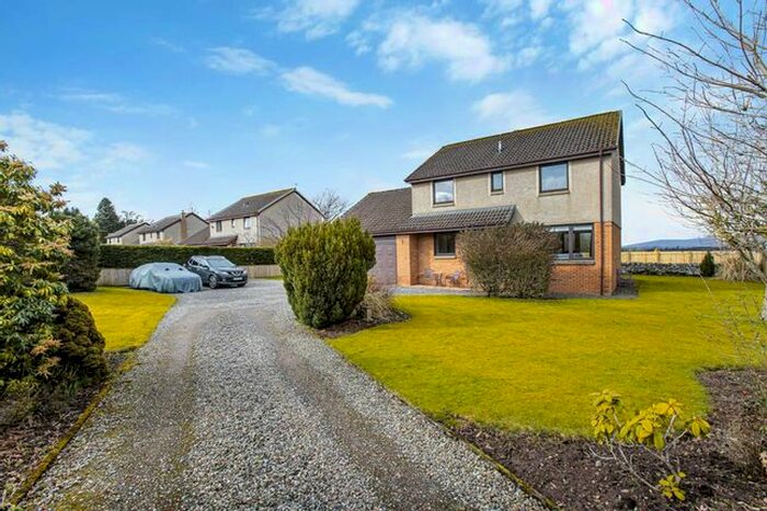 5 Bedroom Detached House To Rent In Croft Road, Auchterarder, PH3