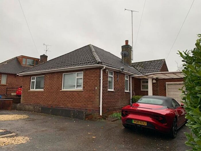 3 Bedroom Detached Bungalow To Rent In Bedroom Detached Bungalow, Springfield, Littleover, DE23