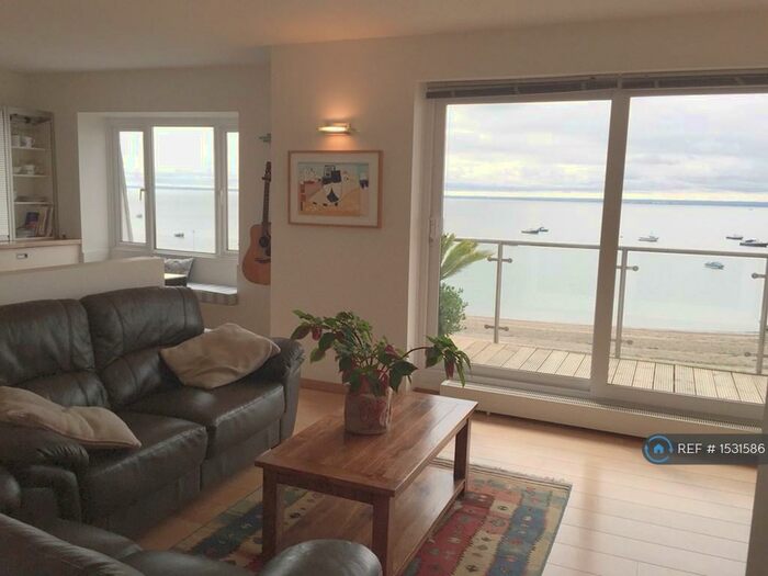 2 Bedroom Penthouse To Rent In Eastern Esplanade, Southend-On-Sea, SS1
