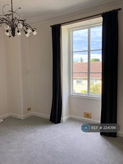1 Bedroom Flat To Rent In Wellington Square, Cheltenham, GL50