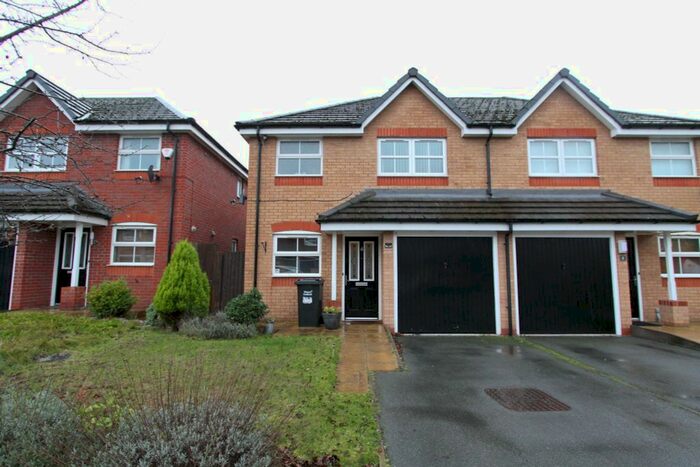 3 Bedroom Semi-Detached House To Rent In Mcellen Road, Abram, Wigan, WN2
