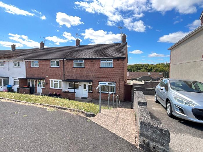 3 Bedroom End Of Terrace House For Sale In Beaufort Road, Newport, NP19