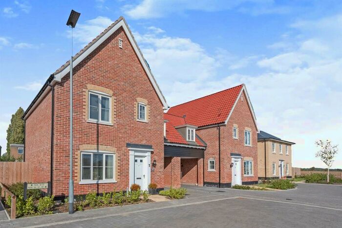 3 Bedroom Link Detached House For Sale In Beale Road, Barrow, Bury St. Edmunds, IP29