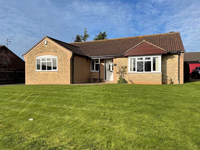 4 Bedroom Detached Bungalow For Sale In Covill Close, Great Gonerby, Grantham, NG31