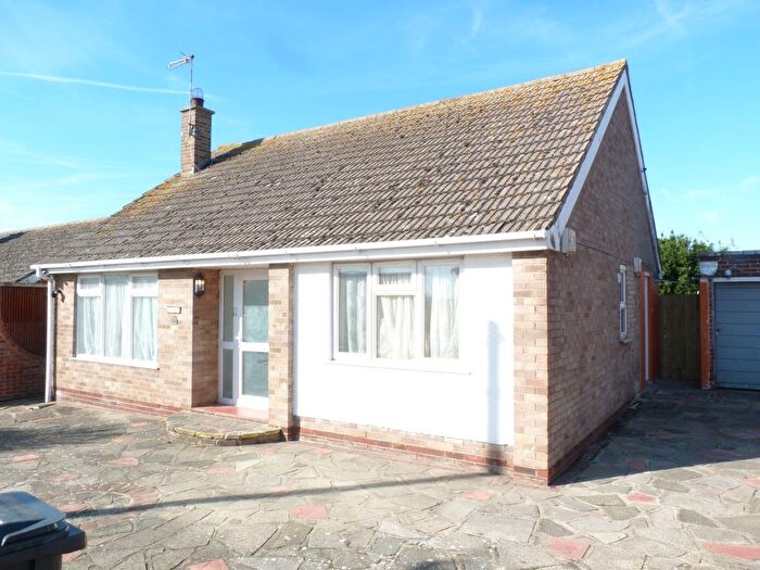 2 Bedroom Detached House For Sale In Coniston Avenue, Ramsgate, CT11