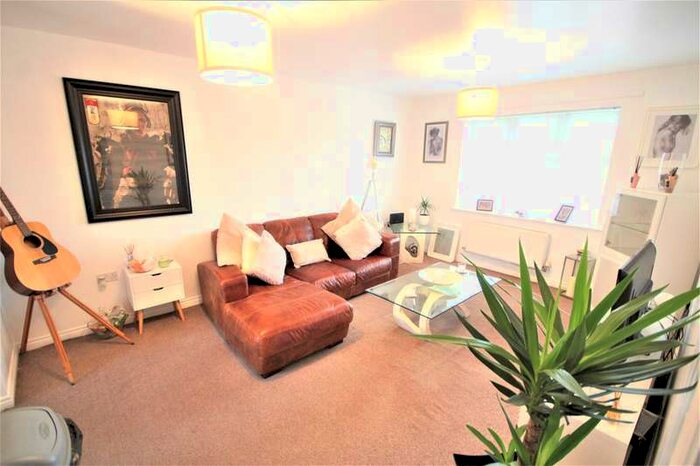 2 Bedroom Apartment To Rent In Downing Close, Bletchley, Milton Keynes, MK3