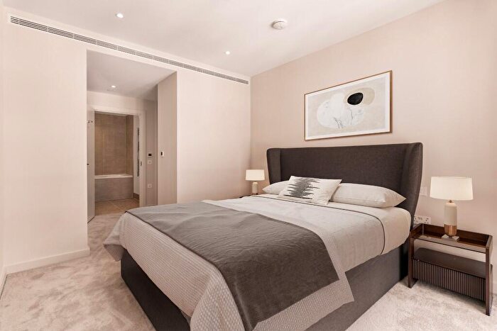 2 Bedroom Apartment To Rent In Nine Elms Lane, London, SW11
