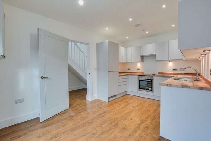 5 Bedroom Terraced House To Rent In Kelvin Grove, Liverpool, Merseyside, L8
