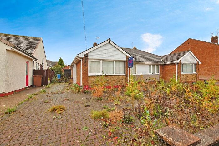 2 Bedroom Semi Detached Bungalow For Sale In Beech Road, Elloughton, Brough, HU15