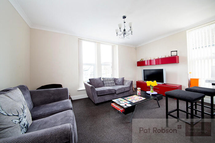 5 Bedroom Apartment To Rent In Heaton Road, Heaton, Newcastle Upon Tyne, NE6