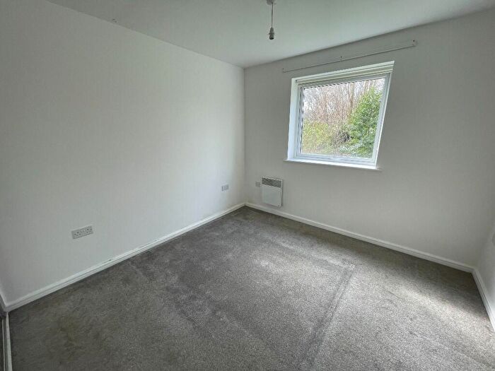 2 Bedroom Apartment To Rent In Edwin Court, Bridgewater Park, Eccles, Greater Manchester, M30