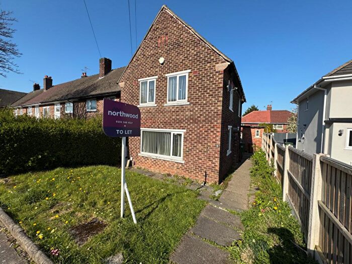 3 Bedroom Semi-Detached House To Rent In Cotswold Road, Prenton, Wirral, CH42
