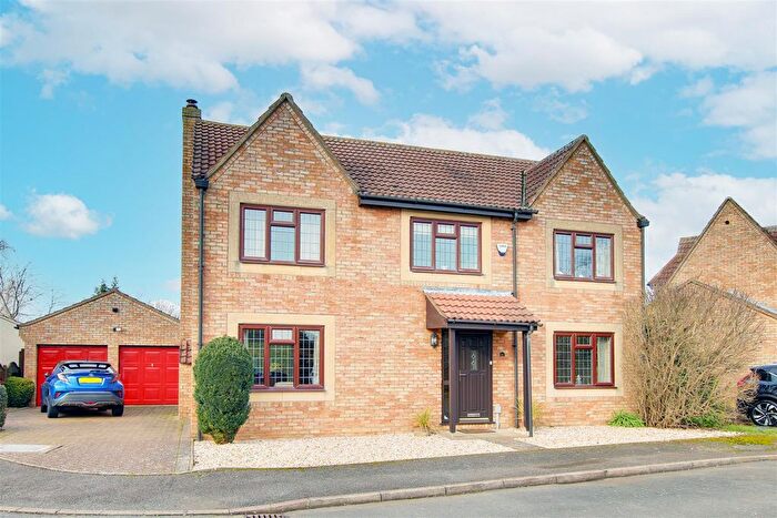 4 Bedroom Detached House For Sale In King Street, Somersham, PE28