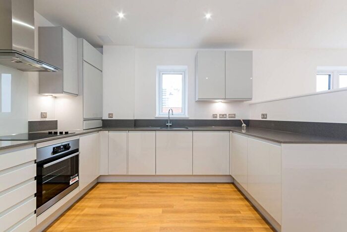 2 Bedroom Flat To Rent In Cezanne Road, East Acton, London, W3