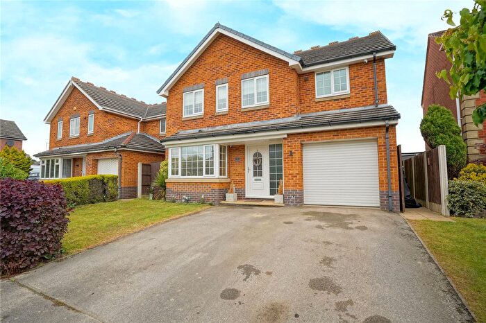 4 Bedroom Detached House For Sale In Firethorn Rise, Ravenfield, Rotherham, South Yorkshire, S65