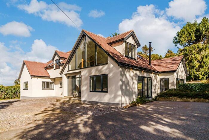5 Bedroom House For Sale In Hazelwood Lane, Chipstead, CR5