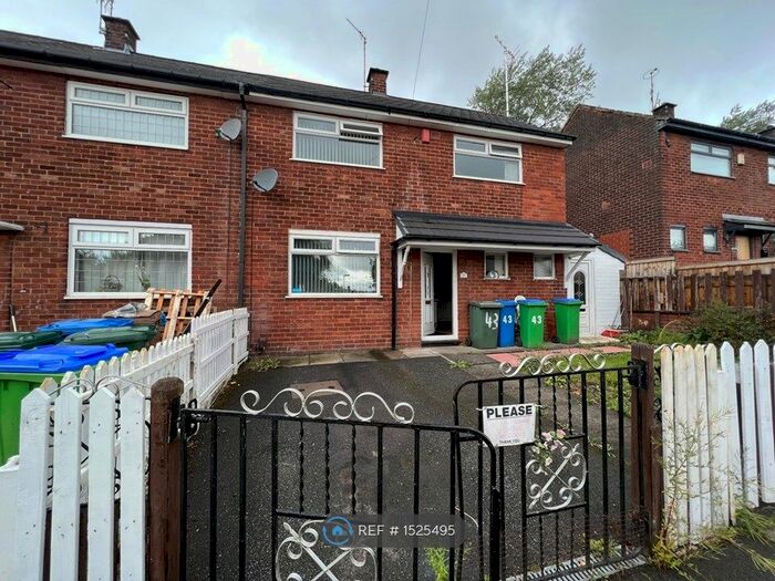 2 Bedroom Semi-Detached House To Rent In Torres Close, Manchester, M24