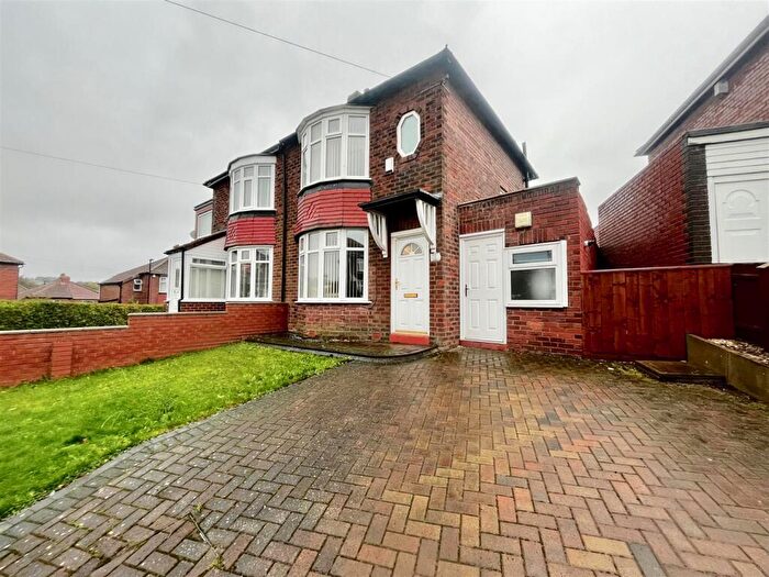 2 Bedroom Semi Detached House For Sale In West Vallum, Newcastle Upon Tyne, NE15