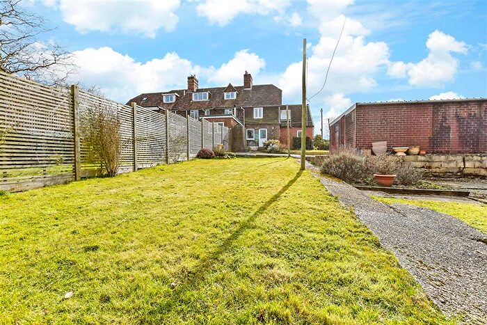 3 Bedroom End Of Terrace House For Sale In Station Road, Goudhurst, Cranbrook, Kent, TN17