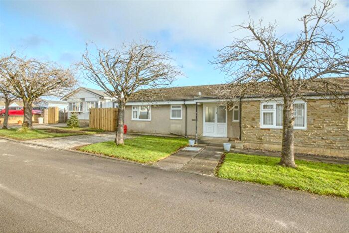 2 Bedroom Semi-Detached Bungalow To Rent In Overdale Park, Skipton, BD23