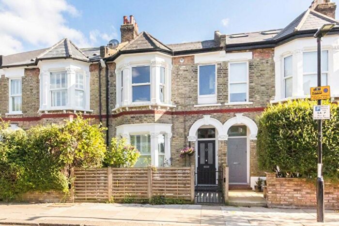 Flat To Rent In Ulysses Road, West Hampstead, NW6