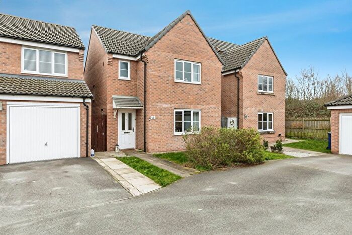 3 Bedroom Detached House For Sale In Far Moss, Selby, YO8