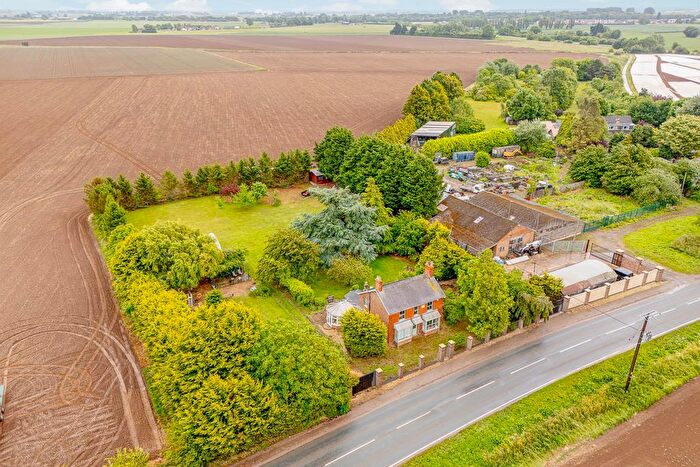 3 Bedroom Detached House For Sale In Gosberton Road, Surfleet, PE11