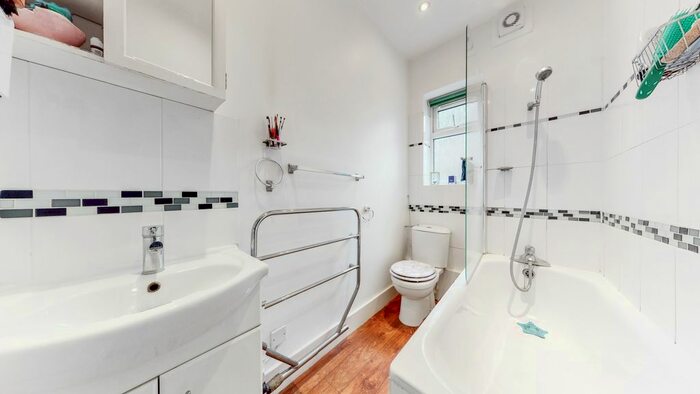 1 Bedroom Studio To Rent In Jasmine Grove, Anerley, SE20