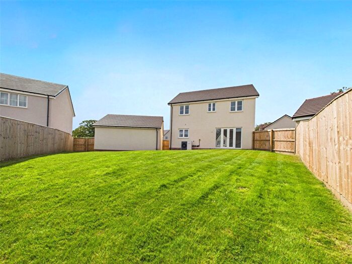 4 Bedroom Detached House For Sale In Primrose Meadow, Bradworthy, Holsworthy, EX22