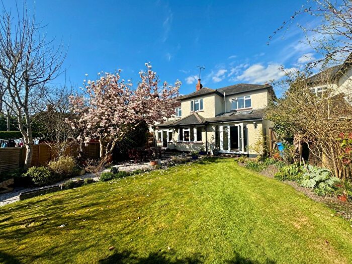 4 Bedroom Semi-Detached House For Sale In Pavilion Cottages, Hungerford Lane, Shurlock Row, Berkshire, RG10