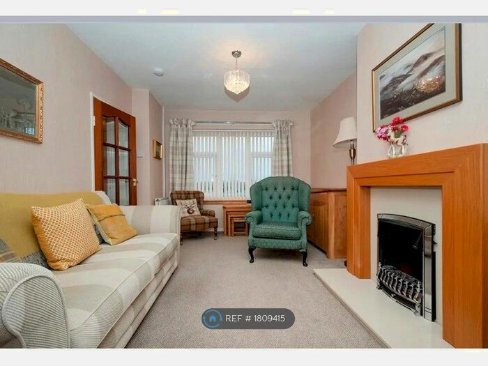 2 Bedroom Terraced House To Rent In Devenick Place, Aberdeen, AB10