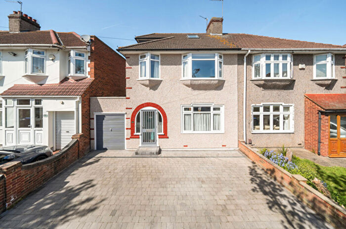 4 Bedroom Semi Detached House For Sale In Whitfield Road, Bexleyheath, DA7