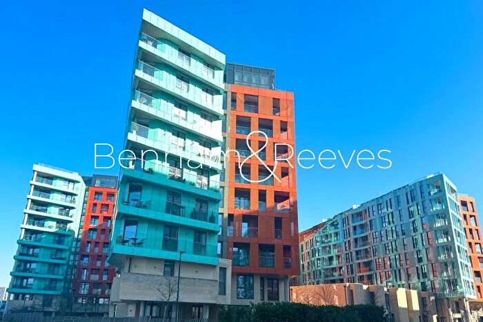 1 Bedroom Flat To Rent In Telegraph Avenue, London, SE10