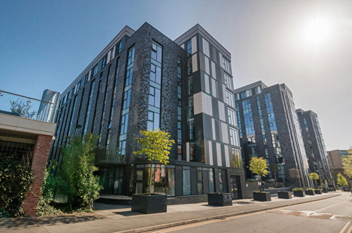 2 Bedroom Apartment For Sale In Woden Street, Salford, Greater Manchester, M5