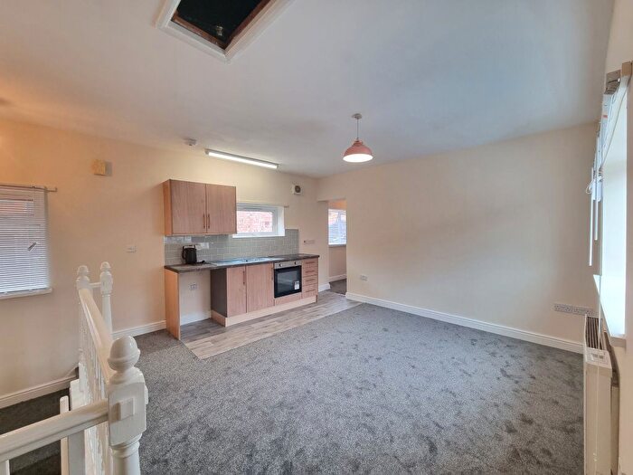 2 Bedroom Flat To Rent In Livingstone Street, Leicester, LE3