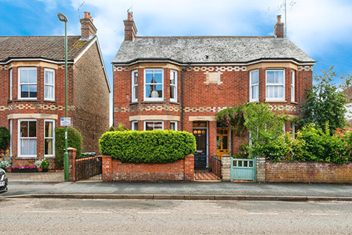 4 Bedroom Semi-Detached House For Sale In Clarence Road, Horsham, RH13