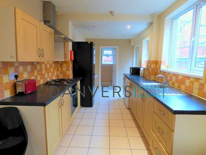 5 Bedroom Terraced House To Rent In Briton Street, Leicester, LE3