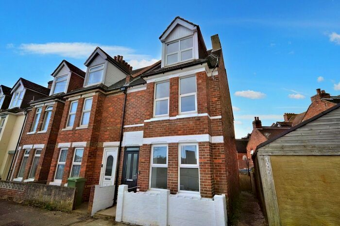4 Bedroom End Of Terrace House To Rent In Morrison Road, Folkestone, CT20