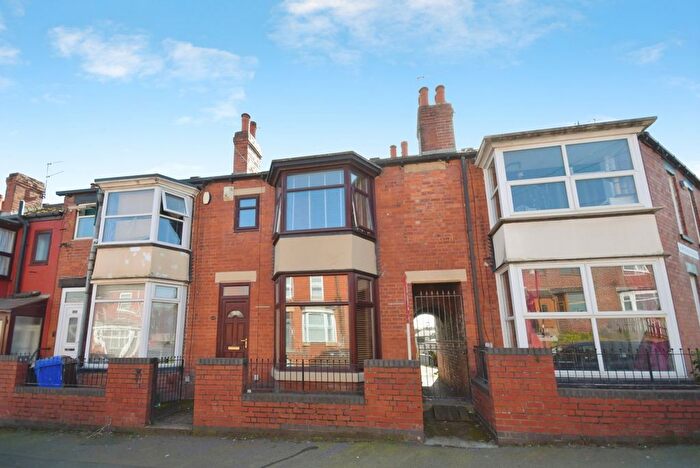 3 Bedroom Terraced House For Sale In Skelwith Road, Sheffield, South Yorkshire, S4