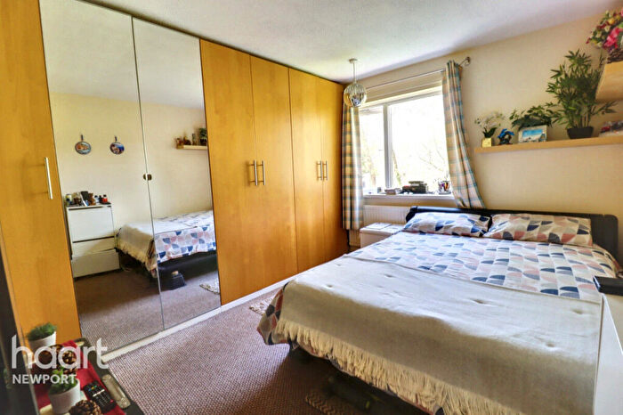 2 Bedroom Apartment For Sale In Roding Close, Newport, NP20