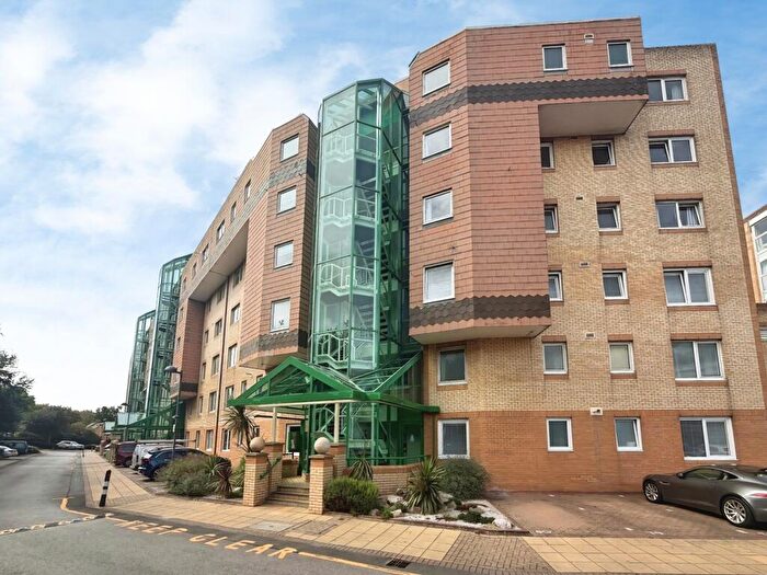 2 Bedroom Apartment To Rent In Port Way, Port Solent, Portsmouth, PO6