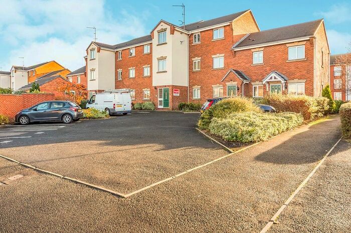 2 Bedroom Flat To Rent In Mytton Grove, Tipton, West Midlands, DY4