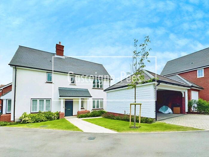 3 Bedroom House To Rent In Southwater, RH13