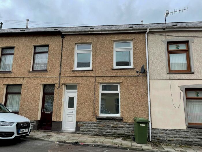 3 Bedroom Terraced House To Rent In Victoria Street, Mountain Ash, CF45